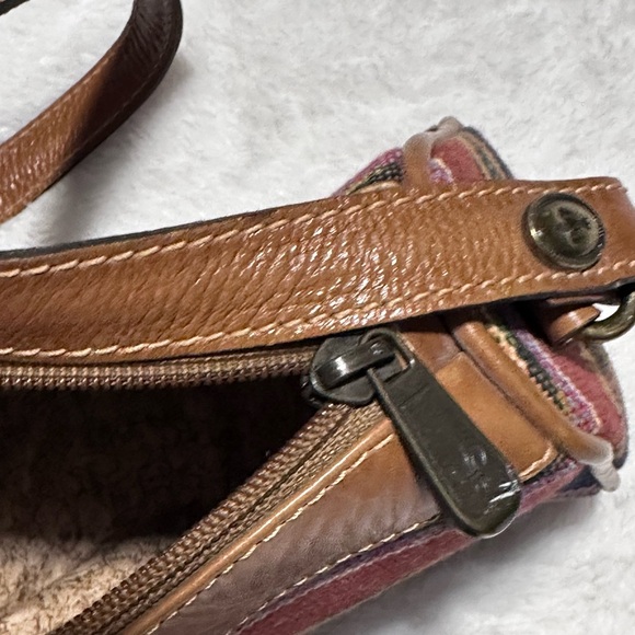 Antigua Pro Cuero Guatemala Woven Tapestry & Leather Handbag - Picture 7 of 11